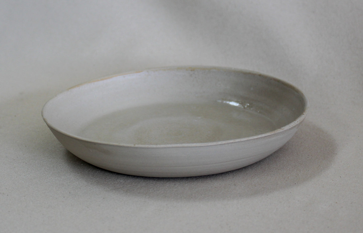 Assiette tournée - Beige