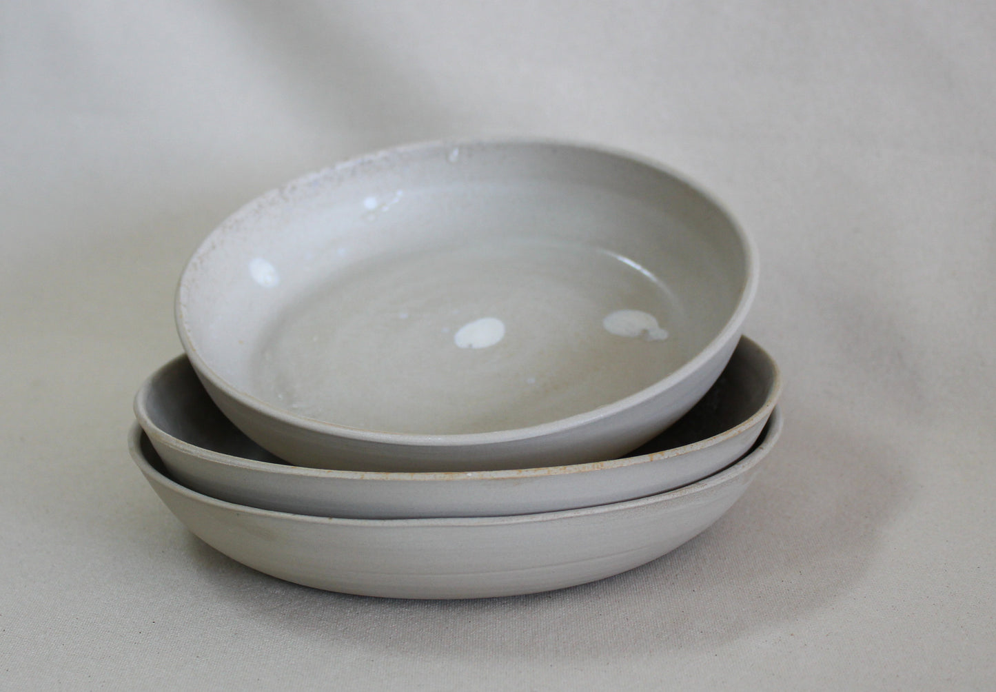 Assiette tournée - Beige